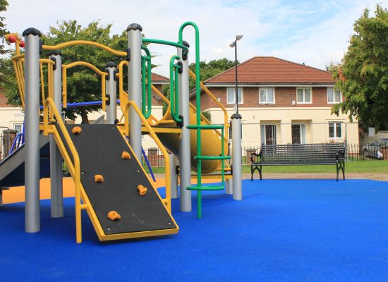 wet pour safety surfacing